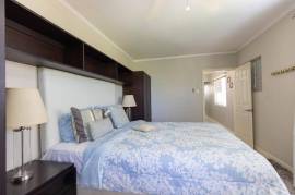 1 Bedrooms 1 Bathrooms, Apartment for Rent in Kingston 6