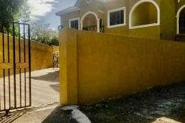 2 Bedrooms 1 Bathrooms, Apartment for Rent in Kingston 19