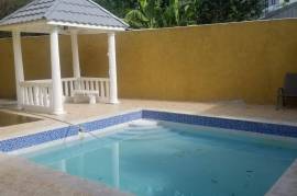 2 Bedrooms 1 Bathrooms, Apartment for Rent in Kingston 19