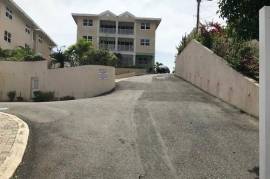 2 Bedrooms 2 Bathrooms, Apartment for Rent in Kingston 8