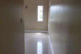 2 Bedrooms 2 Bathrooms, Apartment for Rent in Kingston 8