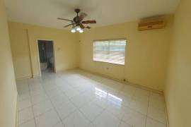 2 Bedrooms 3 Bathrooms, Apartment for Rent in Kingston 8