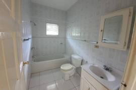 2 Bedrooms 3 Bathrooms, Apartment for Rent in Kingston 8