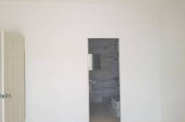 2 Bedrooms 2 Bathrooms, Apartment for Rent in Kingston 20