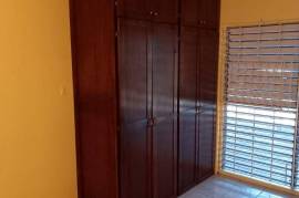 2 Bedrooms 2 Bathrooms, Apartment for Rent in Kingston 6