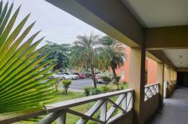 2 Bedrooms 2 Bathrooms, Apartment for Rent in Kingston 8