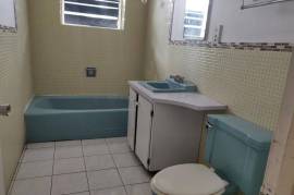 2 Bedrooms 1 Bathrooms, Apartment for Rent in Kingston 6