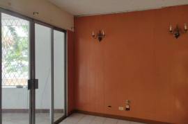 2 Bedrooms 1 Bathrooms, Apartment for Rent in Kingston 6