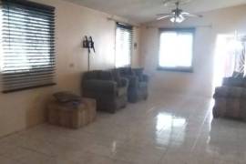 2 Bedrooms 1 Bathrooms, Apartment for Rent in Spanish Town