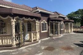 2 Bedrooms 1 Bathrooms, Apartment for Rent in Morant Bay