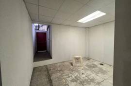 Commercial Bldg/Industrial for Rent in Kingston 5  New