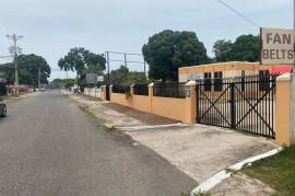 Commercial Bldg/Industrial for Rent in Kingston 10