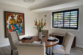 4 Bedrooms 5 Bathrooms, Townhouse for Sale in Kingston 6