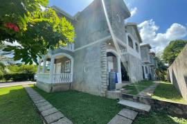 9 Bedrooms 11 Bathrooms, Townhouse for Sale in Tower Isle