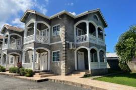 9 Bedrooms 11 Bathrooms, Townhouse for Sale in Tower Isle