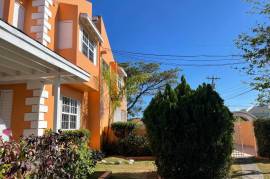 3 Bedrooms 3 Bathrooms, Townhouse for Sale in Kingston 6