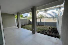 3 Bedrooms 4 Bathrooms, Townhouse for Sale in Kingston 6  New