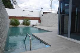 3 Bedrooms 3 Bathrooms, Townhouse for Sale in Kingston 6