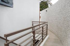 3 Bedrooms 3 Bathrooms, Townhouse for Sale in Kingston 6