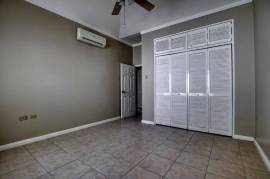3 Bedrooms 3 Bathrooms, Townhouse for Sale in Kingston 9