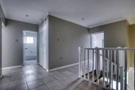 3 Bedrooms 3 Bathrooms, Townhouse for Sale in Kingston 9