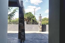 3 Bedrooms 5 Bathrooms, Townhouse for Sale in Kingston 6