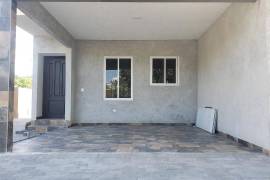 3 Bedrooms 5 Bathrooms, Townhouse for Sale in Kingston 6