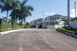 3 Bedrooms 4 Bathrooms, Townhouse for Sale in Ocho Rios