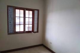 4 Bedrooms 5 Bathrooms, Townhouse for Sale in Kingston 6