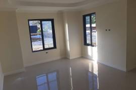 3 Bedrooms 4 Bathrooms, Townhouse for Sale in Ocho Rios