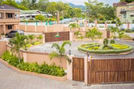 4 Bedrooms 3 Bathrooms, Townhouse for Sale in Ocho Rios