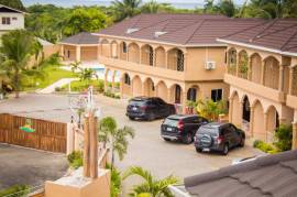 4 Bedrooms 3 Bathrooms, Townhouse for Sale in Ocho Rios