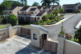 2 Bedrooms 3 Bathrooms, Townhouse for Sale in Negril