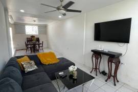 3 Bedrooms 2 Bathrooms, Townhouse for Sale in Kingston 6