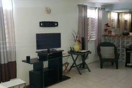 4 Bedrooms 3 Bathrooms, Townhouse for Sale in Kingston 19