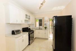 2 Bedrooms 3 Bathrooms, Townhouse for Sale in St. Ann's Bay