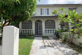 3 Bedrooms 3 Bathrooms, Townhouse for Sale in Kingston 8