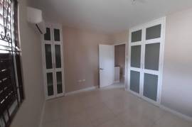 2 Bedrooms 2 Bathrooms, Townhouse for Sale in Kingston 10