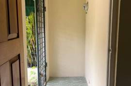 2 Bedrooms 3 Bathrooms, Townhouse for Sale in Kingston 8