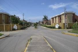 2 Bedrooms 2 Bathrooms, Townhouse for Sale in Spanish Town