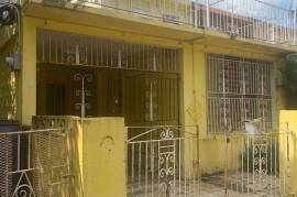 3 Bedrooms 2 Bathrooms, Townhouse for Sale in Kingston 20