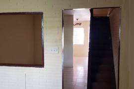 3 Bedrooms 2 Bathrooms, Townhouse for Sale in Kingston 20