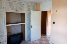 2 Bedrooms 1 Bathrooms, Townhouse for Sale in Kingston 20