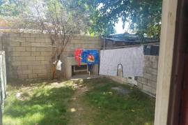 2 Bedrooms 2 Bathrooms, Townhouse for Sale in Kingston 17