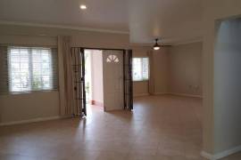 4 Bedrooms 4 Bathrooms, Townhouse for Rent in Kingston 8