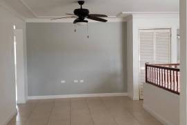 4 Bedrooms 4 Bathrooms, Townhouse for Rent in Kingston 8