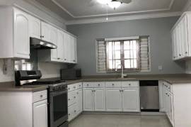 4 Bedrooms 4 Bathrooms, Townhouse for Rent in Kingston 8