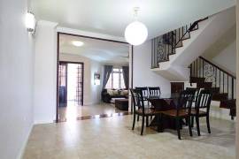 3 Bedrooms 4 Bathrooms, Townhouse for Rent in Kingston 6