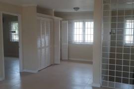 3 Bedrooms 4 Bathrooms, Townhouse for Rent in Kingston 8