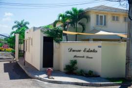 3 Bedrooms 4 Bathrooms, Townhouse for Rent in Kingston 8